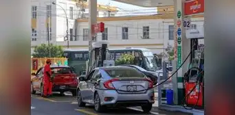 Precios de referencia de combustibles caen hasta en S/0,18 por galón esta semana Precios de referencia de combustibles caen hasta en S/0,18 por galón esta semana