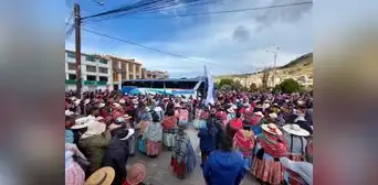 Aimaras y camioneros activan protestas Aimaras y camioneros activan protestas