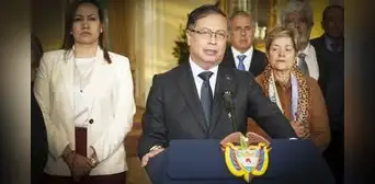 Gustavo Petro destituye a 3 ministros en medio de críticas a reforma sanitaria en Colombia