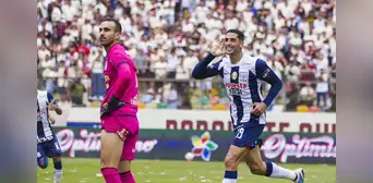 Fondo Blanquiazul responde al 'trauma' de la 'U' y la billetera: "Nosotros pagamos nuestras deudas" Fondo Blanquiazul responde al 'trauma' de la 'U' y la billetera: "Nosotros pagamos nuestras deudas"