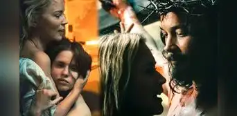 Acusada de "blasfema" y basada en hechos reales: "Benedetta", el polémico film sobre una monja lesbiana Acusada de "blasfema" y basada en hechos reales: "Benedetta", el polémico film sobre una monja lesbiana