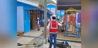 Observan obras ejecutadas en 10 colegios públicos de Lambayeque
