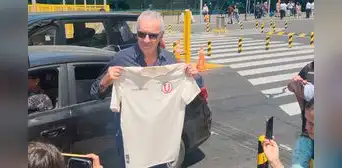 Jorge Fossati llega a Lima para ser técnico de Universitario tras salida de Compagnucci Jorge Fossati llega a Lima para ser técnico de Universitario tras salida de Compagnucci