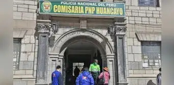 Delincuentes armados golpean a comerciante para robarle más de 36.000 soles en Huancayo Delincuentes armados golpean a comerciante para robarle más de 36.000 soles en Huancayo