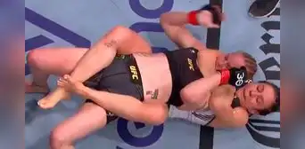 Valentina Shevchenko perdió el título peso mosca: así fue sometida por Alexa Grasso en la UFC Valentina Shevchenko perdió el título peso mosca: así fue sometida por Alexa Grasso en la UFC