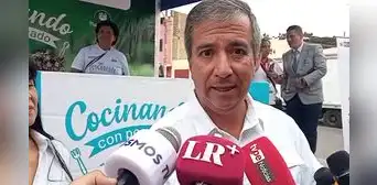 Ministro de Producción intentó justificar a Óscar Becerra tras comparar a mujeres aimaras con animales Ministro de Producción intentó justificar a Óscar Becerra tras comparar a mujeres aimaras con animales