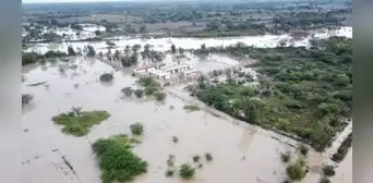 Lambayeque: lluvias intensas dejan centenares de afectados en 48 horas Lambayeque: lluvias intensas dejan centenares de afectados en 48 horas