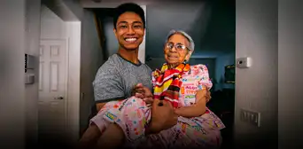 Decide cuidar a su abuela de 96 años cuando se entera de que su familia quería dejarla en asilo