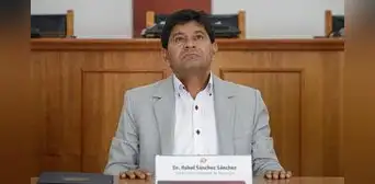 Gobernador de Arequipa deja a técnicos decisión de entrega de terrenos a Zafranal Gobernador de Arequipa deja a técnicos decisión de entrega de terrenos a Zafranal