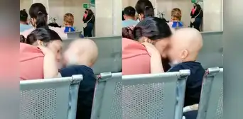 Madre e hijo protagonizan conmovedora escena en su lucha contra el cáncer: "¿Estaré bien, mamá?" Madre e hijo protagonizan conmovedora escena en su lucha contra el cáncer: "¿Estaré bien, mamá?"