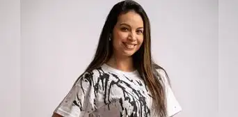 Cindy Díaz: "El teatro enriquece muchísimo al actor" Cindy Díaz: "El teatro enriquece muchísimo al actor"