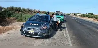 Presuntos 'robacasas' fueron detenidos por la Policía cuando huían en Tacna Presuntos 'robacasas' fueron detenidos por la Policía cuando huían en Tacna