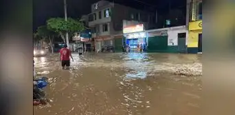 Ciclón Yaku: desborde de ríos inundó Casma y familias buscan refugio
