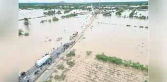 Río Reque se desbordó y afectó a más de 500 hectáreas de cultivos en Lambayeque Río Reque se desbordó y afectó a más de 500 hectáreas de cultivos en Lambayeque