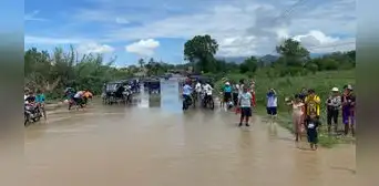Ciclón Yaku: 8 personas desaparecidas tras lluvias torrenciales en Lambayeque Ciclón Yaku: 8 personas desaparecidas tras lluvias torrenciales en Lambayeque