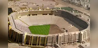 ¿Cuál es el estadio más grande del Perú y qué capacidad tiene?