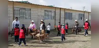 Inicia año escolar en medio de protestas en Arequipa Inicia año escolar en medio de protestas en Arequipa