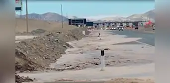 Reportan huaico en Ancón y cierre de peaje del distrito tras intensas lluvias