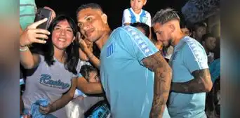 Paolo Guerrero debutó como titular y recibió elogios de la prensa argentina, su DT e hinchas Paolo Guerrero debutó como titular y recibió elogios de la prensa argentina, su DT e hinchas