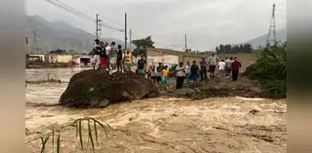 No tienen a dónde ir: el vía crucis de las familias que viven cerca de quebradas y ríos en Lima