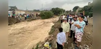 Senamhi advirtió sobre lluvias intensas en Perú desde septiembre 2022, pero Gobierno lo ignoró Senamhi advirtió sobre lluvias intensas en Perú desde septiembre 2022, pero Gobierno lo ignoró