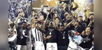 Alianza Lima arrasó todos los galardones para Perú en encuesta de 'El País' de Uruguay Alianza Lima arrasó todos los galardones para Perú en encuesta de 'El País' de Uruguay