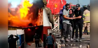 Mujer queda atrapada en el fuego y envía a su novio un desgarrador mensaje antes de morir Mujer queda atrapada en el fuego y envía a su novio un desgarrador mensaje antes de morir