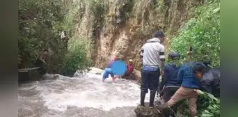 Hallan muerto a niño que desapareció tras intentar cruzar río en Cajamarca