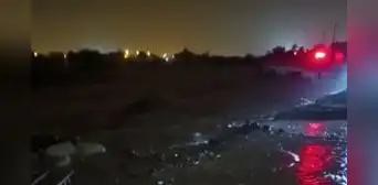Río Chillón se desborda por lluvias e inunda viviendas en Comas Río Chillón se desborda por lluvias e inunda viviendas en Comas