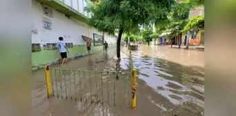 Piura volvió a sufrir nuevas lluvias, inundación y caos Piura volvió a sufrir nuevas lluvias, inundación y caos