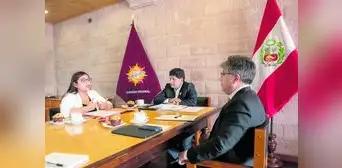Gobernadores piden nueva ley de minería y gasoducto
