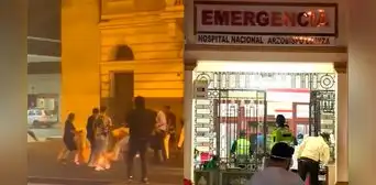 Cercado de Lima: joven fue quemada en la vía pública presuntamente por su pareja Cercado de Lima: joven fue quemada en la vía pública presuntamente por su pareja