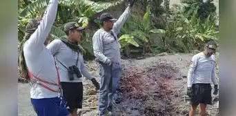 Hallan el cuerpo de chofer de camioneta arrastrada por huaico al río Santa Hallan el cuerpo de chofer de camioneta arrastrada por huaico al río Santa