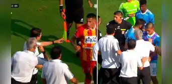 Tiago Nunes perdió los papeles, se puso boca a boca con jugadores del Grau y fue expulsado Tiago Nunes perdió los papeles, se puso boca a boca con jugadores del Grau y fue expulsado