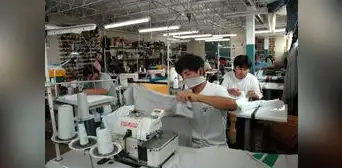 Gobierno pedirá al Indecopi iniciar nueva investigación sobre invasión de prendas chinas