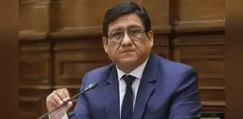 Piden destituir a comandante general de la PNP por investigación vinculada a 'el Español' Piden destituir a comandante general de la PNP por investigación vinculada a 'el Español'