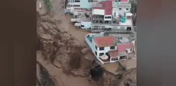 Punta Hermosa: casa de playa construida hace 80 años está por colapsar tras caída de huaicos Punta Hermosa: casa de playa construida hace 80 años está por colapsar tras caída de huaicos