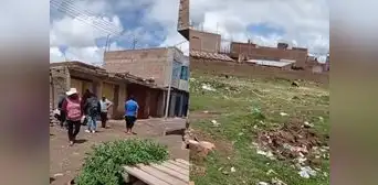 Ciudadanos hallan a bebé recién nacido muerto en Juliaca Ciudadanos hallan a bebé recién nacido muerto en Juliaca