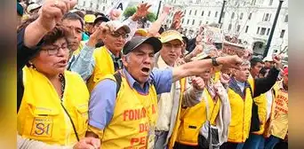 Fonavi: Comisión ad hoc cuenta con más de S/2.000 millones para iniciar devolución de aportes Fonavi: Comisión ad hoc cuenta con más de S/2.000 millones para iniciar devolución de aportes