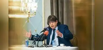 Jaime Bayly presentó Los genios en Madrid