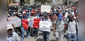 Al Congreso lo rechaza el 92.5% y hay rechazo masivo contra Gobierno de Dina Boluarte en Arequipa, según Amakella Al Congreso lo rechaza el 92.5% y hay rechazo masivo contra Gobierno de Dina Boluarte en Arequipa, según Amakella