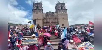 Puno: con bloqueos y movilizaciones se acató el primer día de paro seco Puno: con bloqueos y movilizaciones se acató el primer día de paro seco
