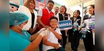 Minsa inicia vacunación contra el VPH en niñas y niños en todos los colegios del Perú