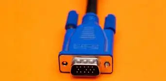 ¿Por qué se dejaron de usar los cables VGA que encontrabas en los monitores de tu PC?