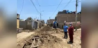 Familias de Trujillo siguen afectadas por el barro tras lluvias Familias de Trujillo siguen afectadas por el barro tras lluvias
