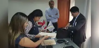 Dina Boluarte: Fiscalía realiza diligencias en sede del Midis tras presuntos contratos irregulares Dina Boluarte: Fiscalía realiza diligencias en sede del Midis tras presuntos contratos irregulares