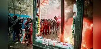 Francia: sindicatos en pie de guerra por reformas de Emmanuel Macron Francia: sindicatos en pie de guerra por reformas de Emmanuel Macron