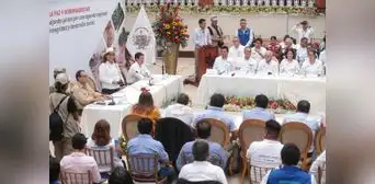 Ejecutivo ofrece hospital y destrabe de Chavimochic