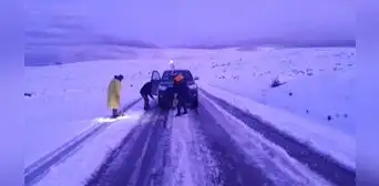 Vehículos quedaron varados y otros se despistaron por intensa nevada en la vía Arequipa – Caylloma