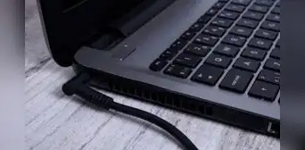 ¿Es bueno o malo dejar el cargador de la laptop conectado todo el tiempo? ¿Es bueno o malo dejar el cargador de la laptop conectado todo el tiempo?